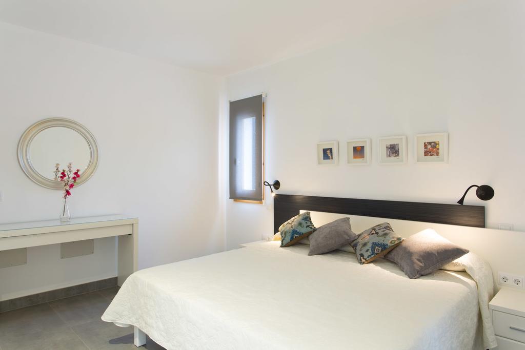Ses Vinas De Cas Baixero Villa La Mola Room photo